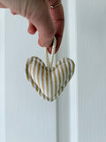 Petit coeur à suspendre